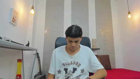   online show from 10-14-25, 12:06