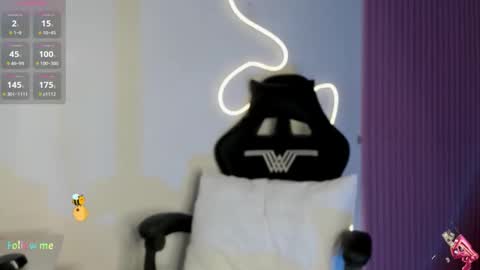 kinky yeyns online show from 02-12-26, 01:00