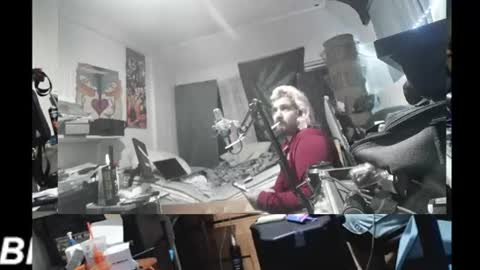 Snapshot of kinkybiguy14 chatting on 06-22-26, 05:04 Kinky Cassie online show from 06-22-26, 05:04
