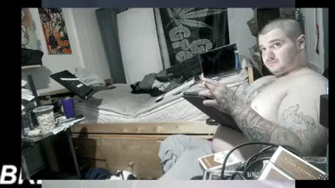 Snapshot of kinkybiguy14 chatting on 07-07-26, 06:47 Kinky Cassie online show from 07-07-26, 06:47
