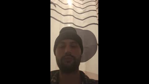 Maysie and Hunter online show from 01-14-25, 05:30