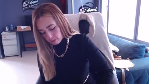  Sara  online show from 03-26-26, 06:35