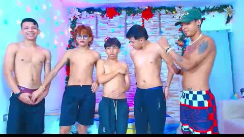 Snapshot of kinkyhousexxx chatting on 11-07-25, 08:31 kinkyhousexxx online show from 11-07-25, 08:31