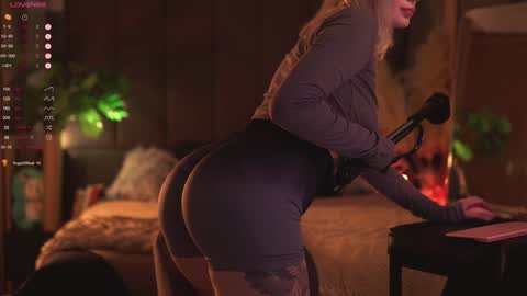 Snapshot of kinkylina_ chatting on 12-08-24, 08:41 kinkylina_ online show from 12-08-24, 08:41