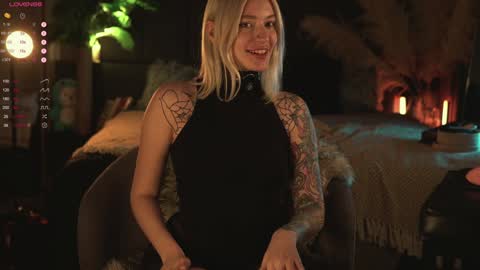 Snapshot of kinkylina_ chatting on 12-14-24, 03:25 kinkylina_ online show from 12-14-24, 03:25