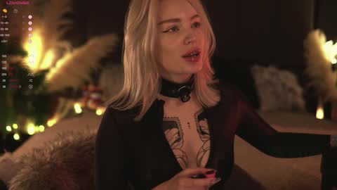 Snapshot of kinkylina_ chatting on 01-20-25, 10:07 kinkylina_ online show from 01-20-25, 10:07