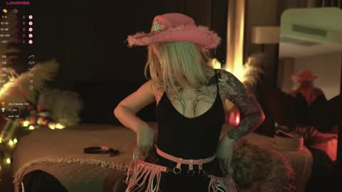 Snapshot of kinkylina_ chatting on 01-22-25, 01:11 kinkylina_ online show from 01-22-25, 01:11