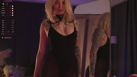 Snapshot of kinkylina_ chatting on 01-31-25, 01:12 kinkylina_ online show from 01-31-25, 01:12
