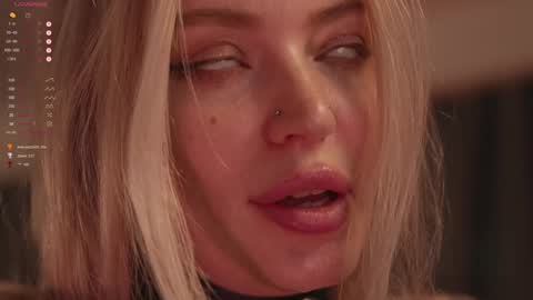Snapshot of kinkylina_ chatting on 02-01-25, 04:22 kinkylina_ online show from 02-01-25, 04:22