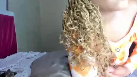 Kinky online show from 02-26-25, 02:57