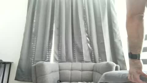 Snapshot of kinkynhorny123 chatting on 10-11-25, 08:29 kinkynhorny123 online show from 10-11-25, 08:29