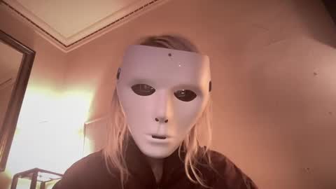 Snapshot of kinkypinky415 chatting on 12-24-24, 09:28 Kinky Pinky online show from 12-24-24, 09:28