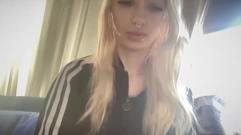 Snapshot of kinkypinky415 chatting on 01-08-25, 10:58 Kinky Pinky online show from 01-08-25, 10:58