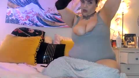 Snapshot of kinkypinkyplay2 chatting on 12-12-24, 05:42 Kinky Pinky online show from 12-12-24, 05:42