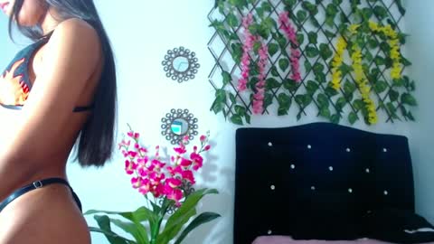 Isabella  online show from 01-22-25, 12:48