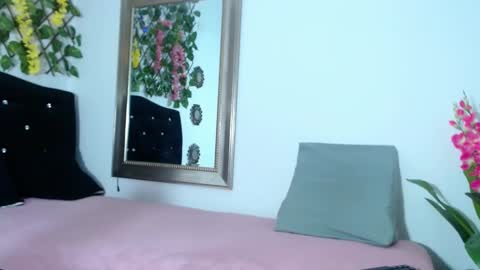 Isabella  online show from 02-28-25, 10:50