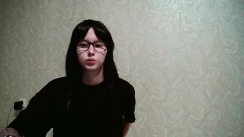 Snapshot of kinkyxgrey chatting on 09-11-25, 12:11 KinkyxGrey online show from 09-11-25, 12:11