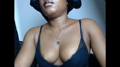 kinkyxxnasty online show from 11-18-25, 11:25