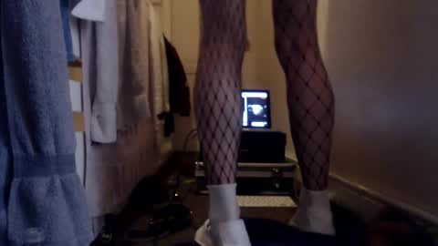 Snapshot of kinyamy chatting on 02-13-26, 01:18 kinyamy online show from 02-13-26, 01:18
