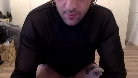 kiobonitsukyxxx online show from 10-18-25, 08:20