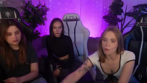 Sweet girls online show from 07-06-26, 03:03