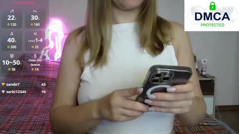 Snapshot of kira_blonde_angel chatting on 02-20-25, 12:36 Kira online show from 02-20-25, 12:36