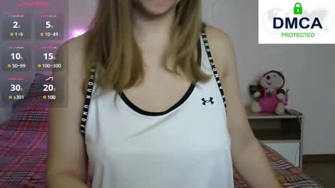 Snapshot of kira_blonde_angel chatting on 03-06-25, 05:57 Kira online show from 03-06-25, 05:57