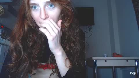 Kira online show from 03-06-25, 01:24