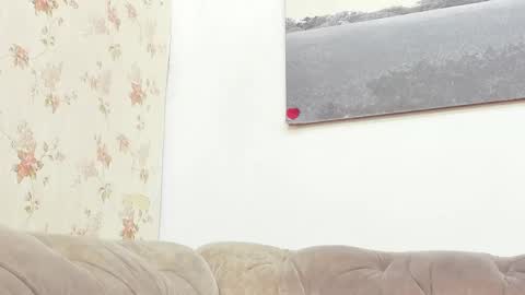 kira online show from 02-20-25, 06:02