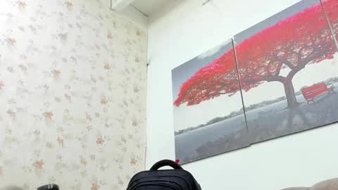 kira online show from 02-28-25, 06:20