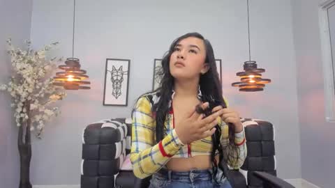 Snapshot of kira_naughtty chatting on 10-20-25, 11:43 Kira Naughtty online show from 10-20-25, 11:43