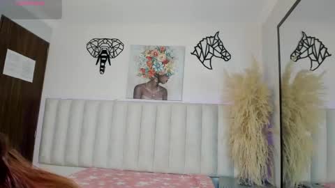 Snapshot of kira_venom chatting on 05-27-26, 12:13 Kira online show from 05-27-26, 12:13