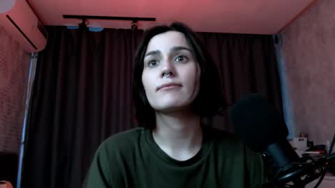 Snapshot of kira_yammy chatting on 05-15-26, 11:12 Kira follow me online show from 05-15-26, 11:12