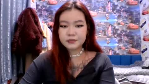 Snapshot of kiradrip chatting on 11-12-25, 06:41 Kira online show from 11-12-25, 06:41