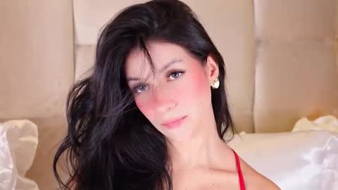 kira online show from 10-08-25, 01:47