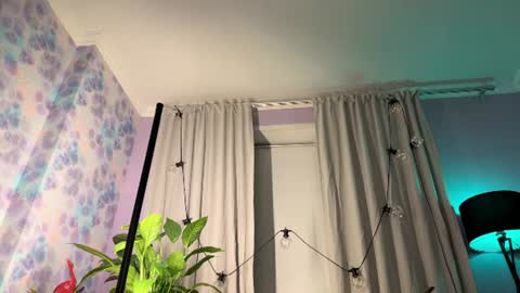 Snapshot of kiralilime chatting on 06-19-26, 08:23 Kira online show from 06-19-26, 08:23