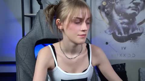 Kira online show from 03-13-26, 11:55