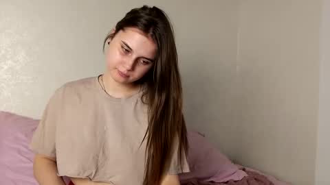 Emily online show from 03-26-26, 01:38