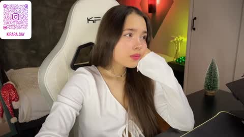 Snapshot of kirarasay chatting on 12-27-24, 05:42 Kira online show from 12-27-24, 05:42