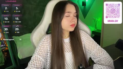 Snapshot of kirarasay chatting on 01-08-25, 10:26 Kira online show from 01-08-25, 10:26