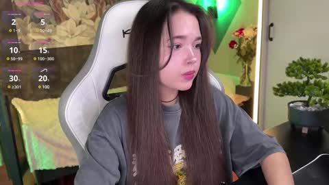 Snapshot of kirarasay chatting on 03-12-25, 09:44 Kira online show from 03-12-25, 09:44