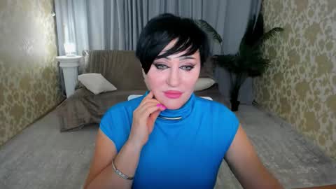 Kira online show from 02-11-26, 08:14