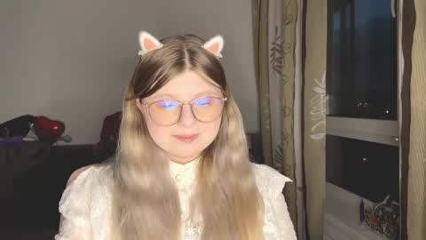 Snapshot of kirayume chatting on 05-30-26, 10:07 KiraYume online show from 05-30-26, 10:07