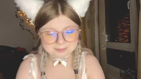 Snapshot of kirayume chatting on 06-16-26, 08:22 KiraYume online show from 06-16-26, 08:22