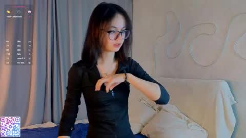 Snapshot of kirbycallaro chatting on 04-09-26, 06:46 Miko online show from 04-09-26, 06:46