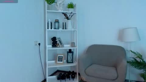    online show from 10-17-25, 11:24