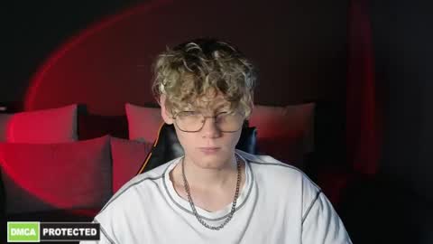 Kirill and Andrey online show from 04-10-26, 05:34