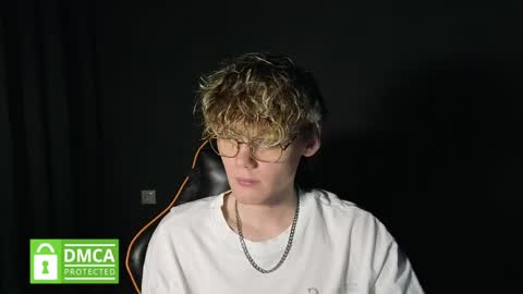 Snapshot of kirill_20_cm chatting on 04-27-26, 11:58 Kirill and Andrey online show from 04-27-26, 11:58