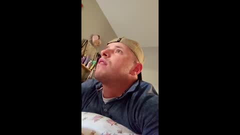 Snapshot of kirke1993 chatting on 03-25-26, 06:25 kirke1993 online show from 03-25-26, 06:25