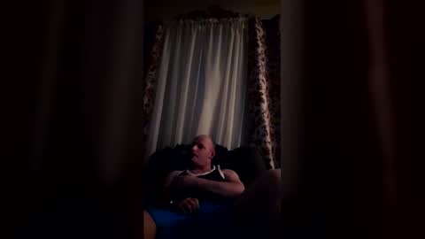 Snapshot of kirke1993 chatting on 07-21-26, 07:32 kirke1993 online show from 07-21-26, 07:32